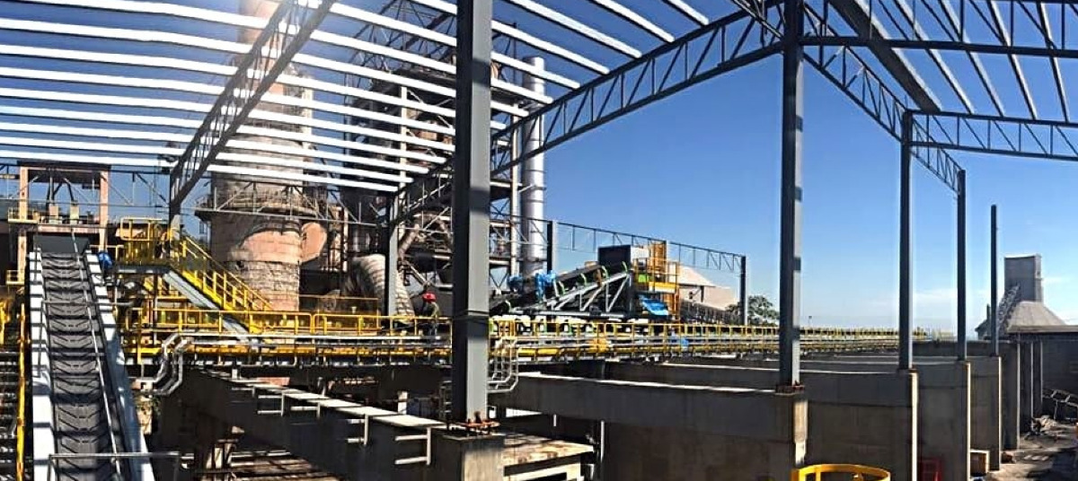 Estructura de techo para combustibles alternos